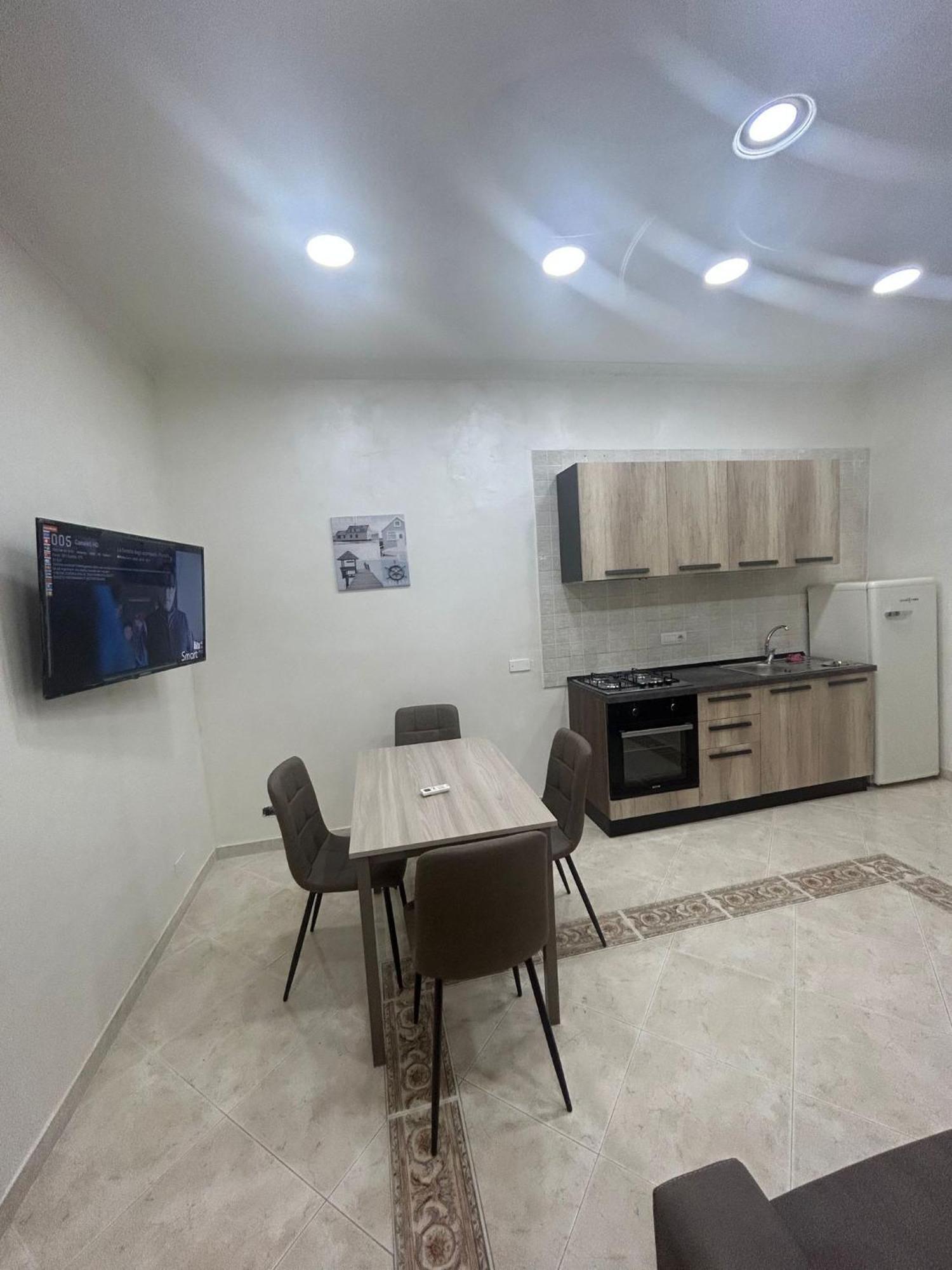 Апартаменты Dora House Valentino Неаполь Экстерьер фото