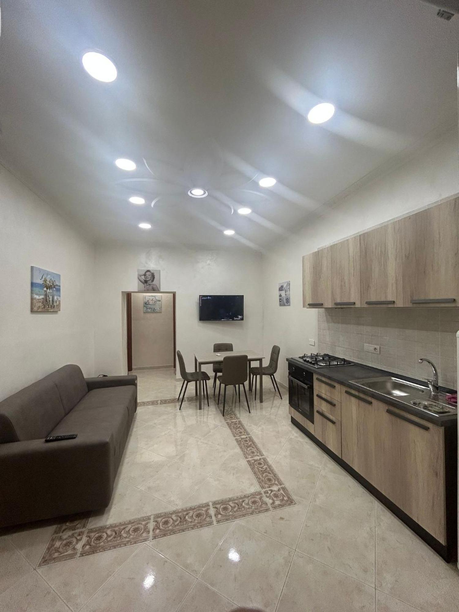 Апартаменты Dora House Valentino Неаполь Экстерьер фото
